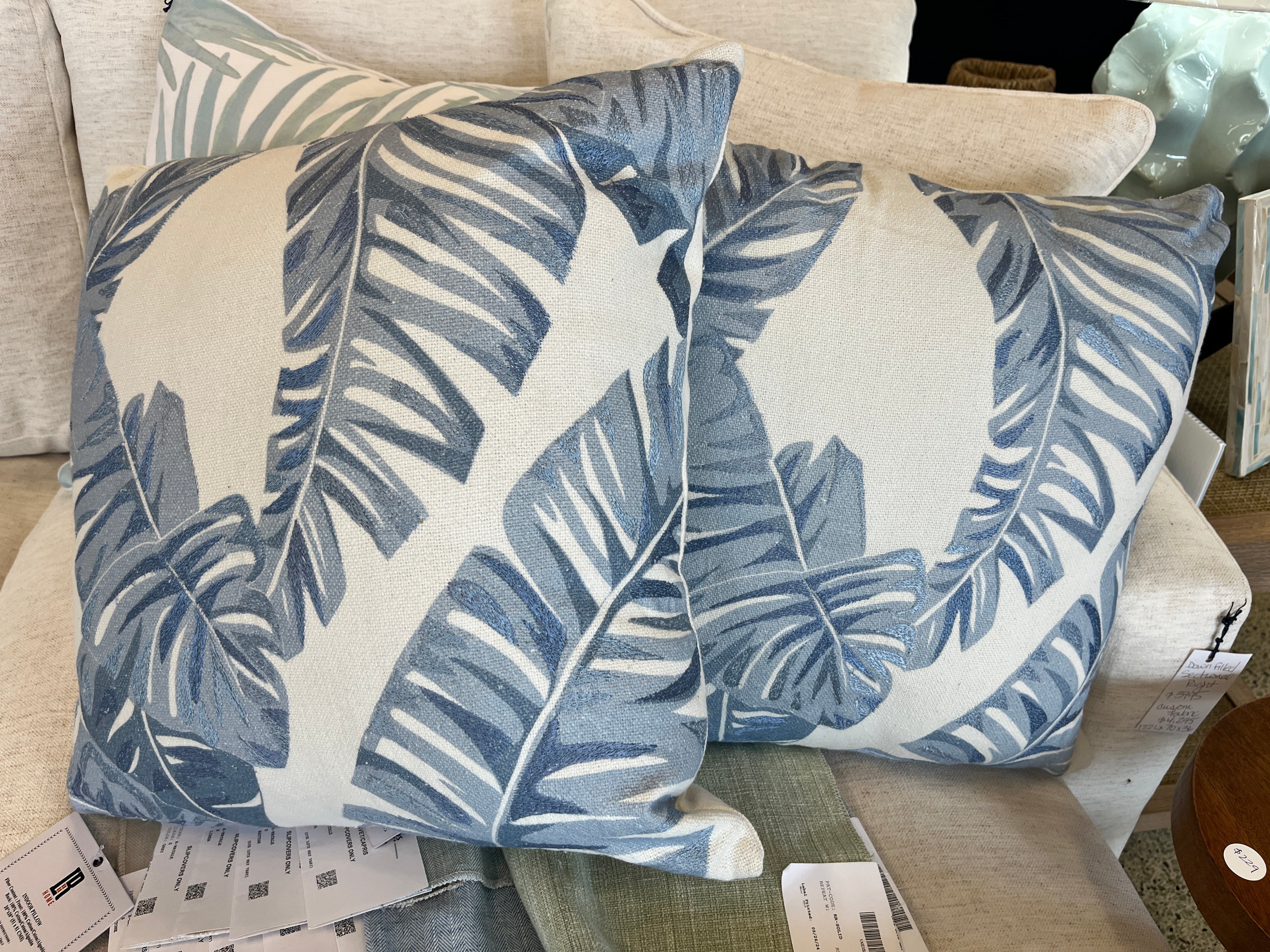 Seabreeze Palm Pillow
